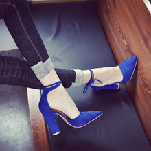 Solid Color Pointed Shoes